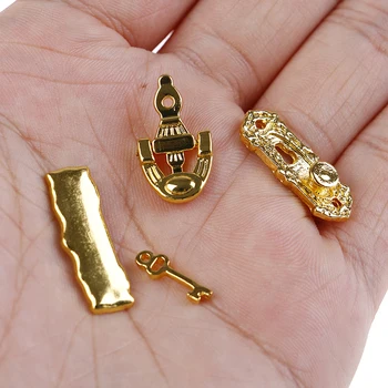 1:12 Miniatură Metal Auriu mânerul de Blocare Doorplate Set DIY Păpuși Accesorii Hardware Papusa Casa Decor