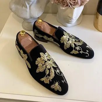 Mocasini Barbati Pantofi De Moda Negru Imitație De Piele De Căprioară De Aur Broderie Flori De Afaceri Pantofi Casual Transport Gratuit Sapatos Hombre Para